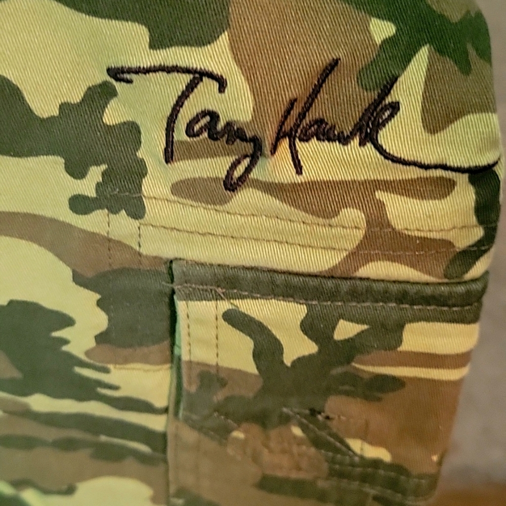 Tony Hawk camouflage skateboarding shorts